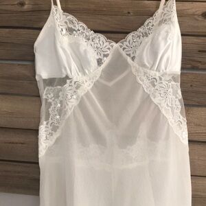 Victoria’s Secret Vintage poly/silk cami sequin ivory feminine XS sexy lingerie